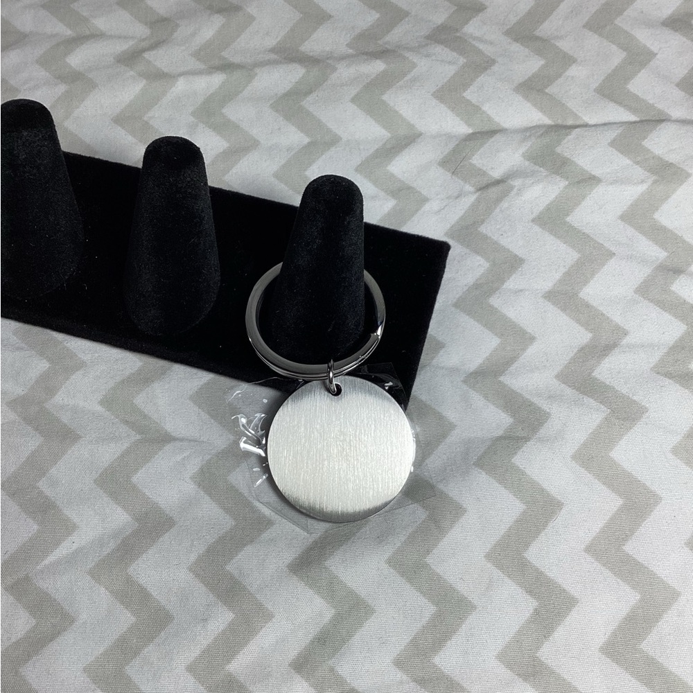 Couples Keychain - Picture 2 of 3